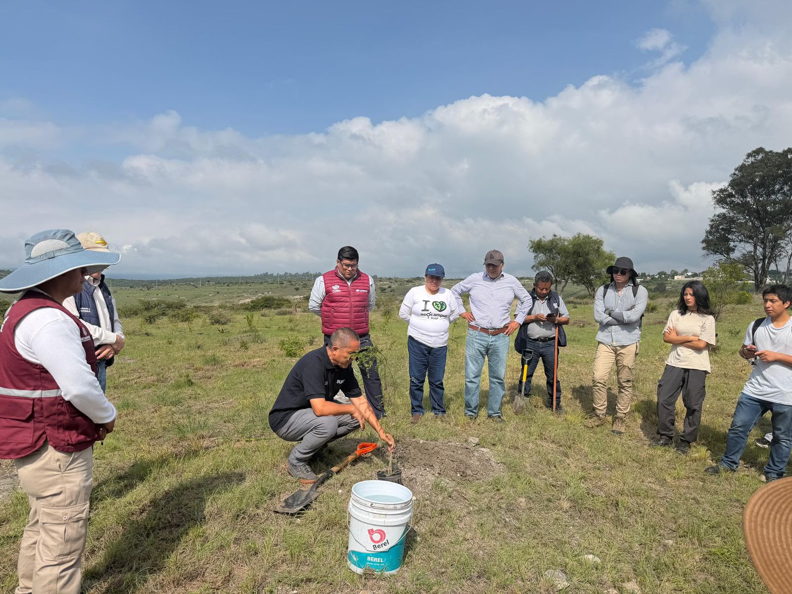 Puebla planta más de 9 mil árboles durante junio como parte de estrategia de reforestación
