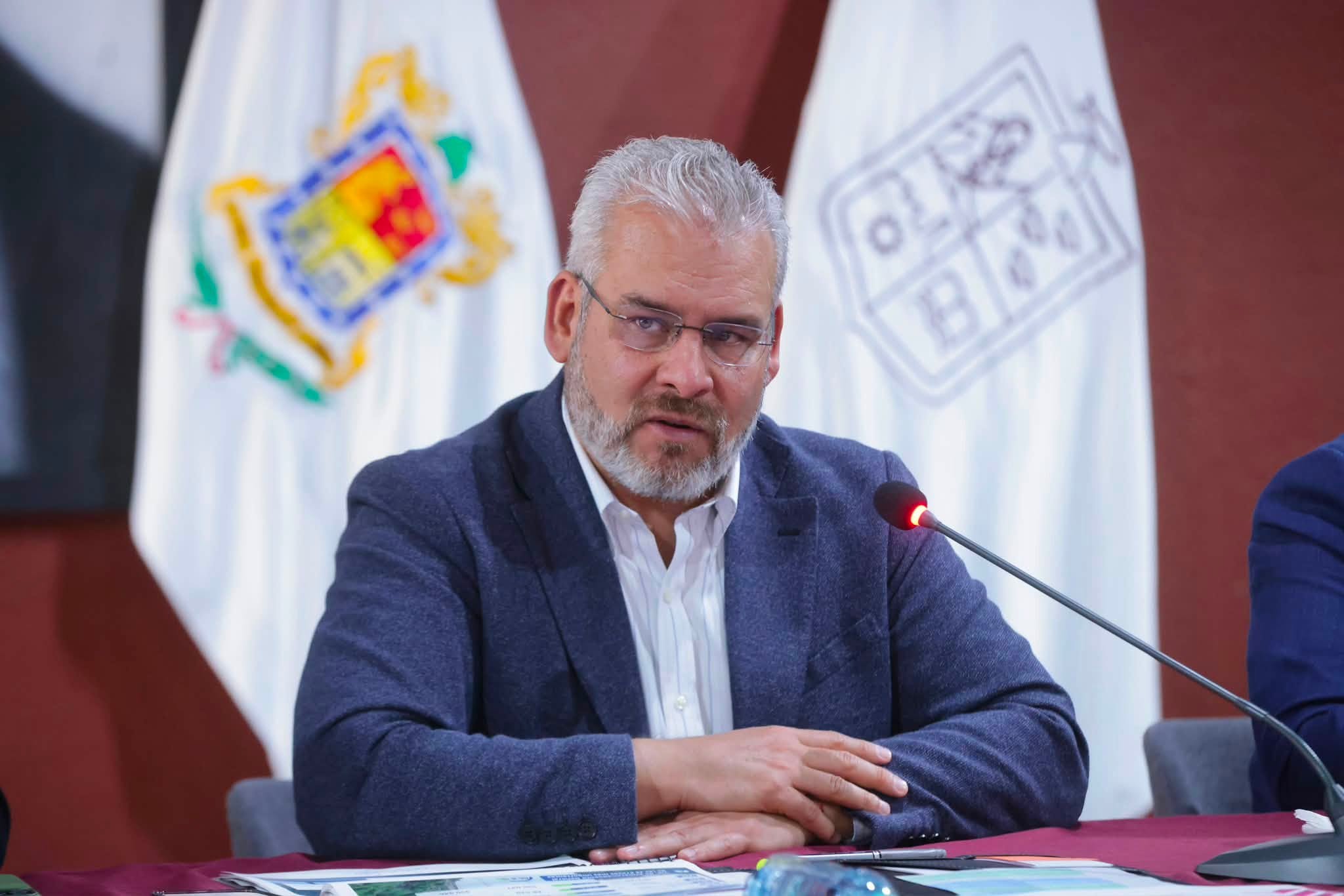 Bedolla acusa a Grecia Quiroz de pactar con MC rumbo a las elecciones de 2027
