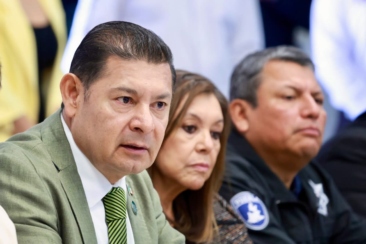 Viuda de Rubén Curiel rechaza que la FGR investigue el caso; Armenta arremete contra especulaciones mediáticas