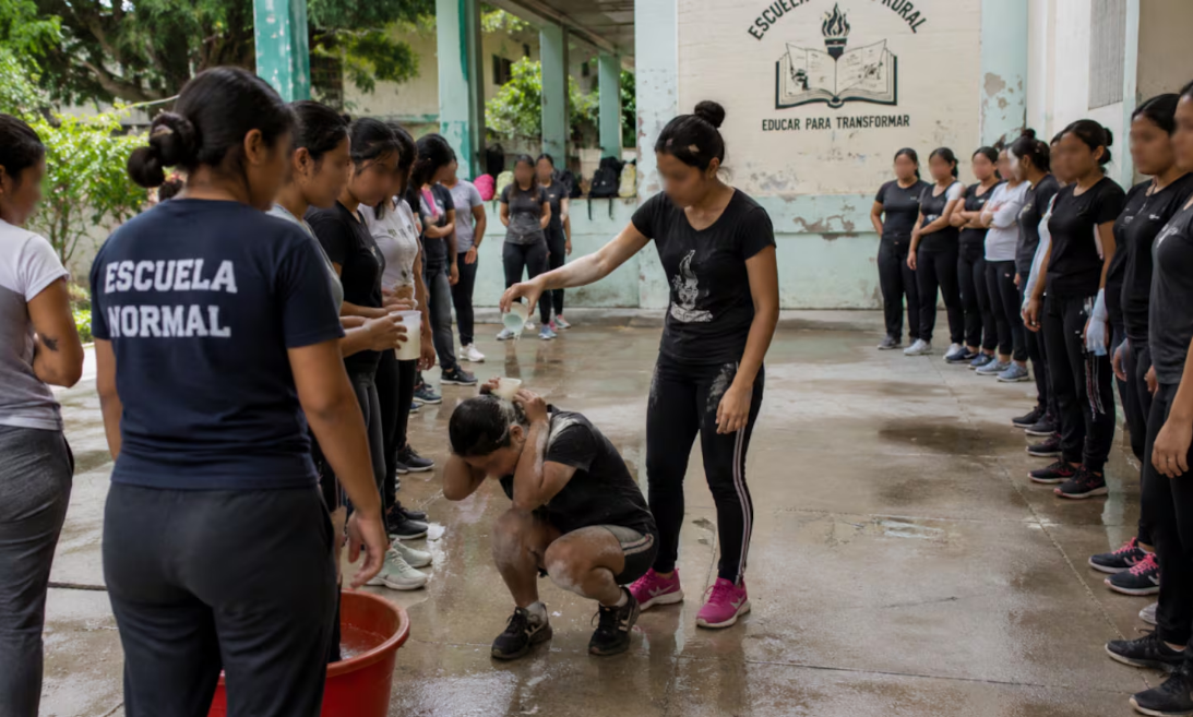 SEP Puebla prohíbe novatadas y actos de violencia en escuelas normales