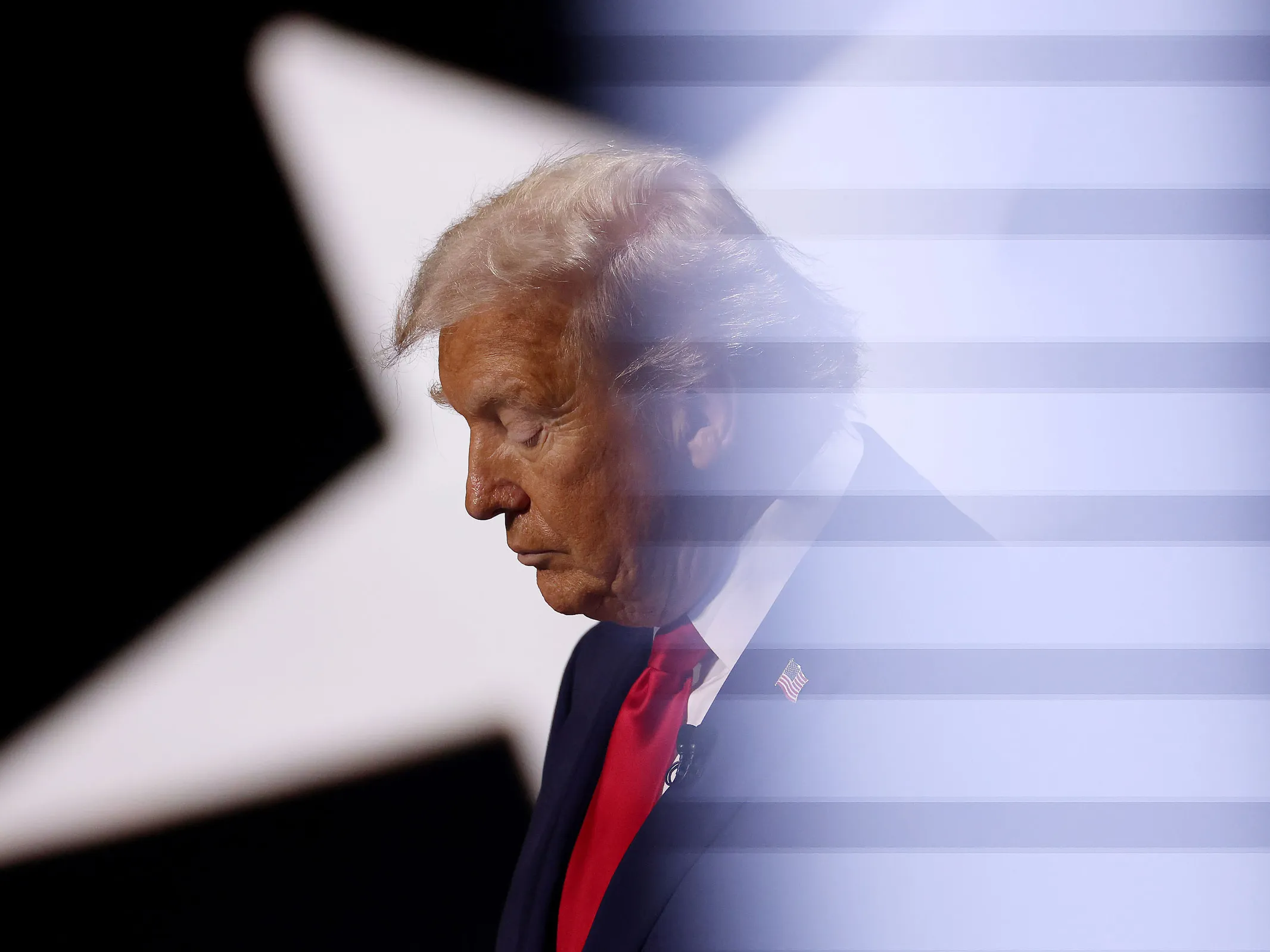 Trump propone cambiar el nombre de la Inteligencia Artificial a “Inteligencia Suprema” y promete crear una “Fuerza de IA”