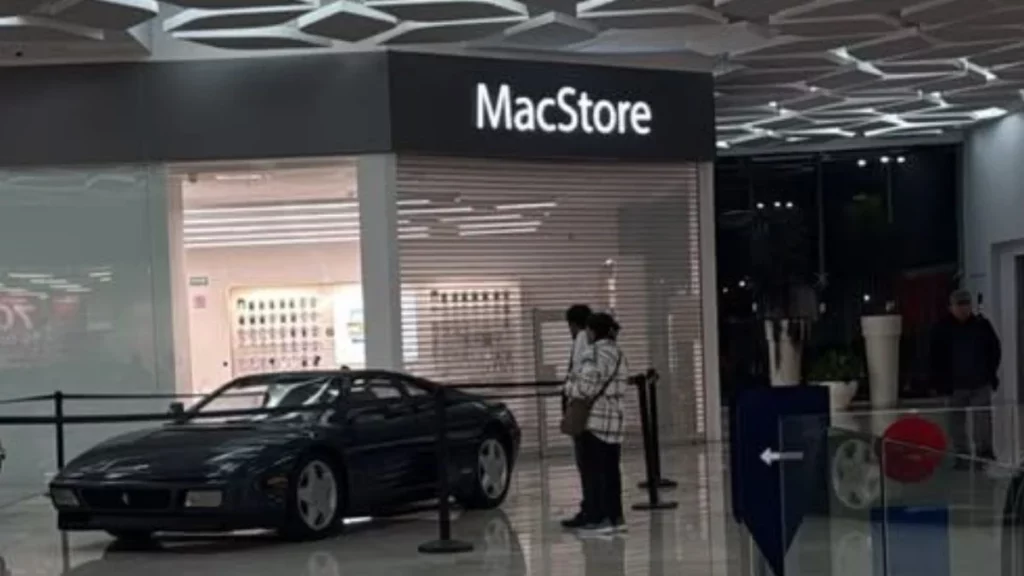 Grupo armado asalta MacStore en Vía San Ángel, Puebla; roban iPhone y iPad