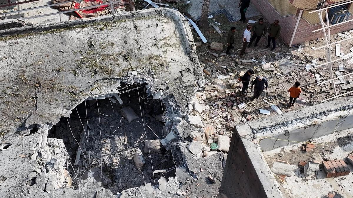 Irán responde con nueva oleada de ataques contra bases de Estados Undios en Medio Oriente tras bombardeos de EUA