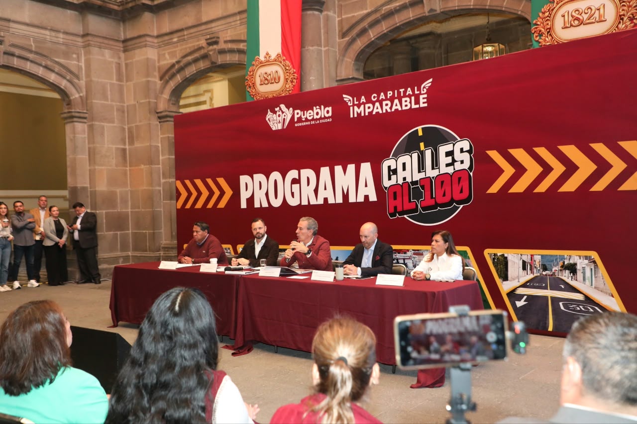 Chedraui promete 4,500 calles para Puebla con crédito de 440 mdp; obras inician en octubre