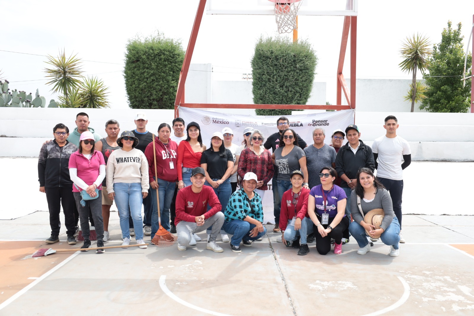 Dignifican el Deportivo de San Cristóbal Tepontla con jornada comunitaria en Cholula