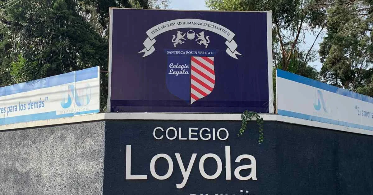 Padres de familia del Colegio Loyola en alerta por presuntas fotos de un alumno con armas; plantel descarta suspensión de clases