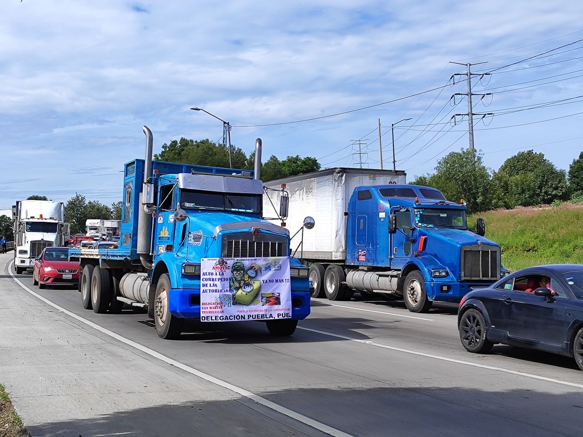 Transportistas van a paro nacional: estrangularán la México-Puebla, la Atlixcáyotl y la Vía Corta
