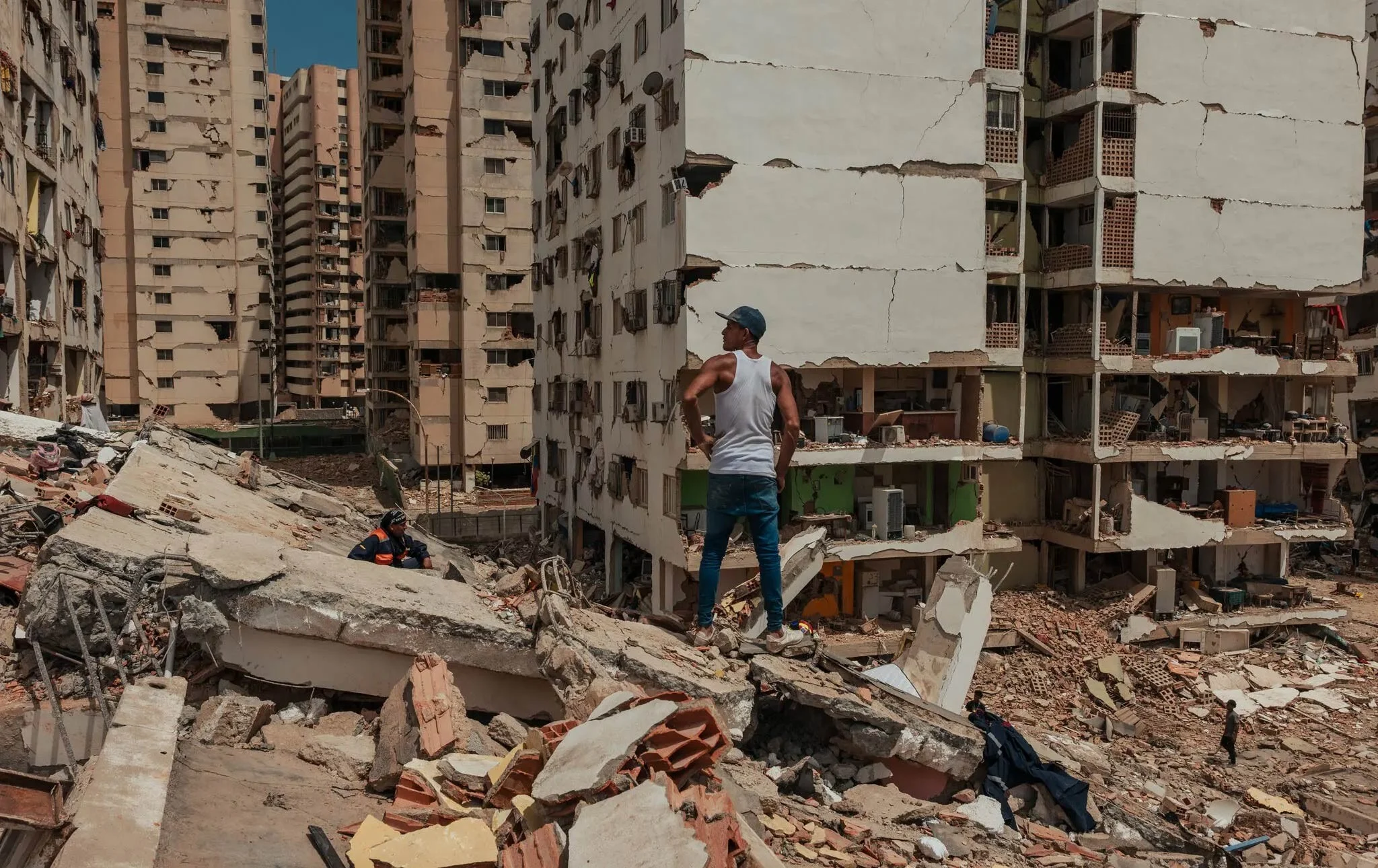 Sube a 1,430 la cifra de muertos por el doble terremoto en Venezuela; La Guaira es zona de desastre