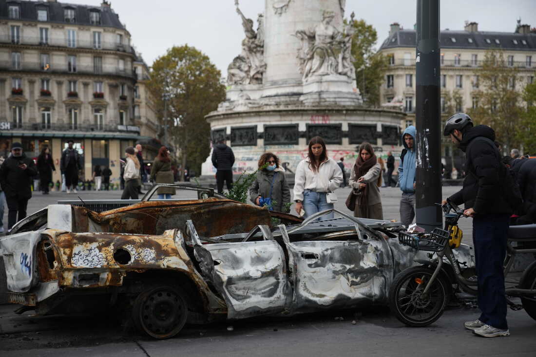Protestas en Francia: miles salen a las calles de París pese a las restricciones