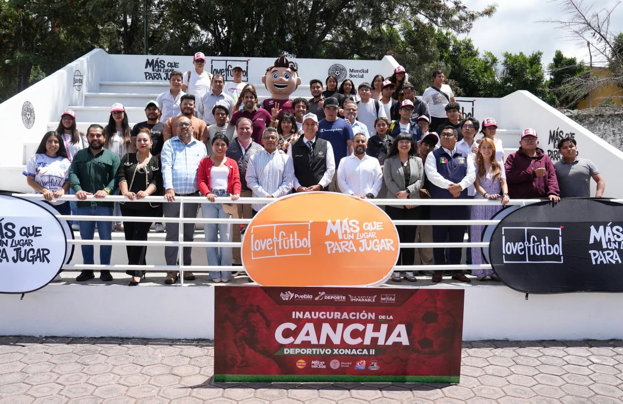 Rehabilitan cancha de futbol 7 del Deportivo Xonaca II en Puebla