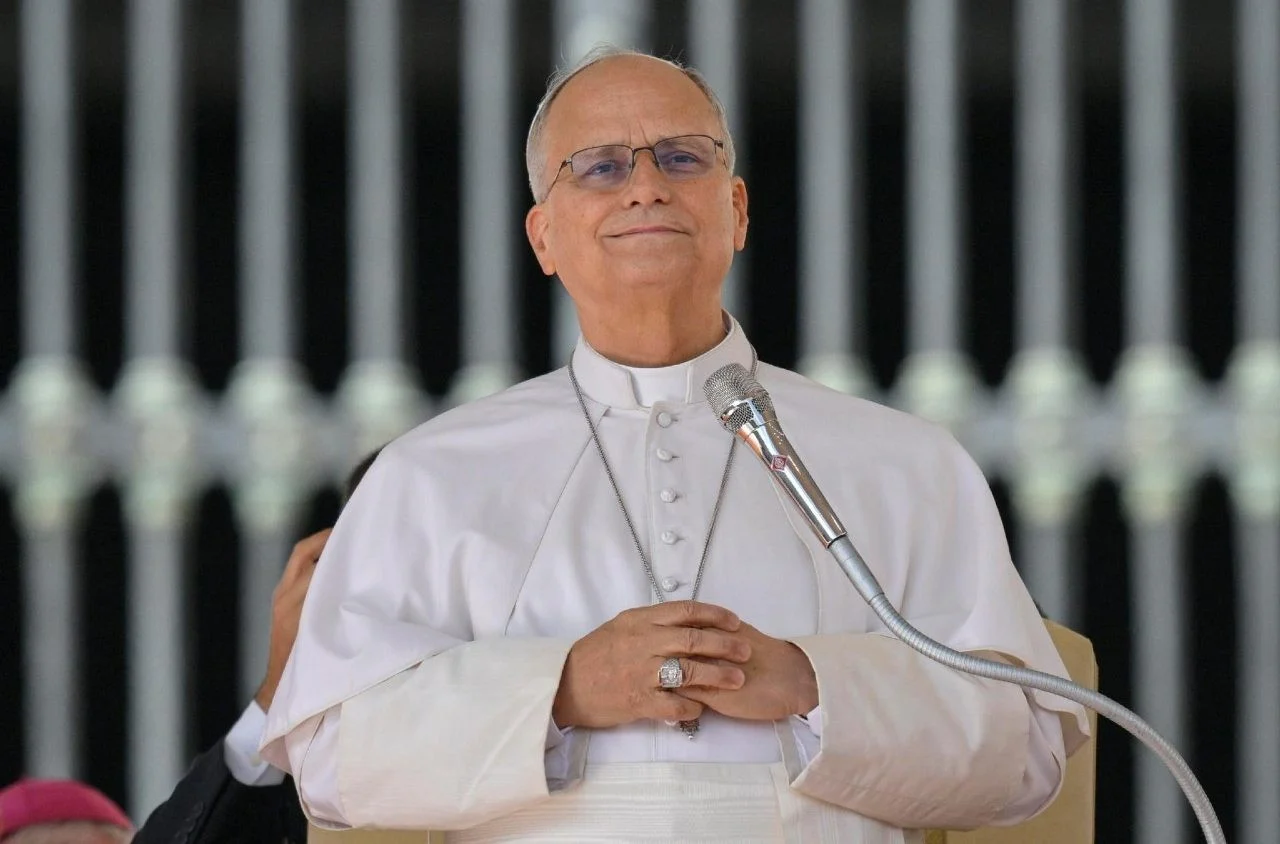 El papa León XIV no requerirá tratamiento adicional tras cirugía por cáncer de pulmón, confirman médicos