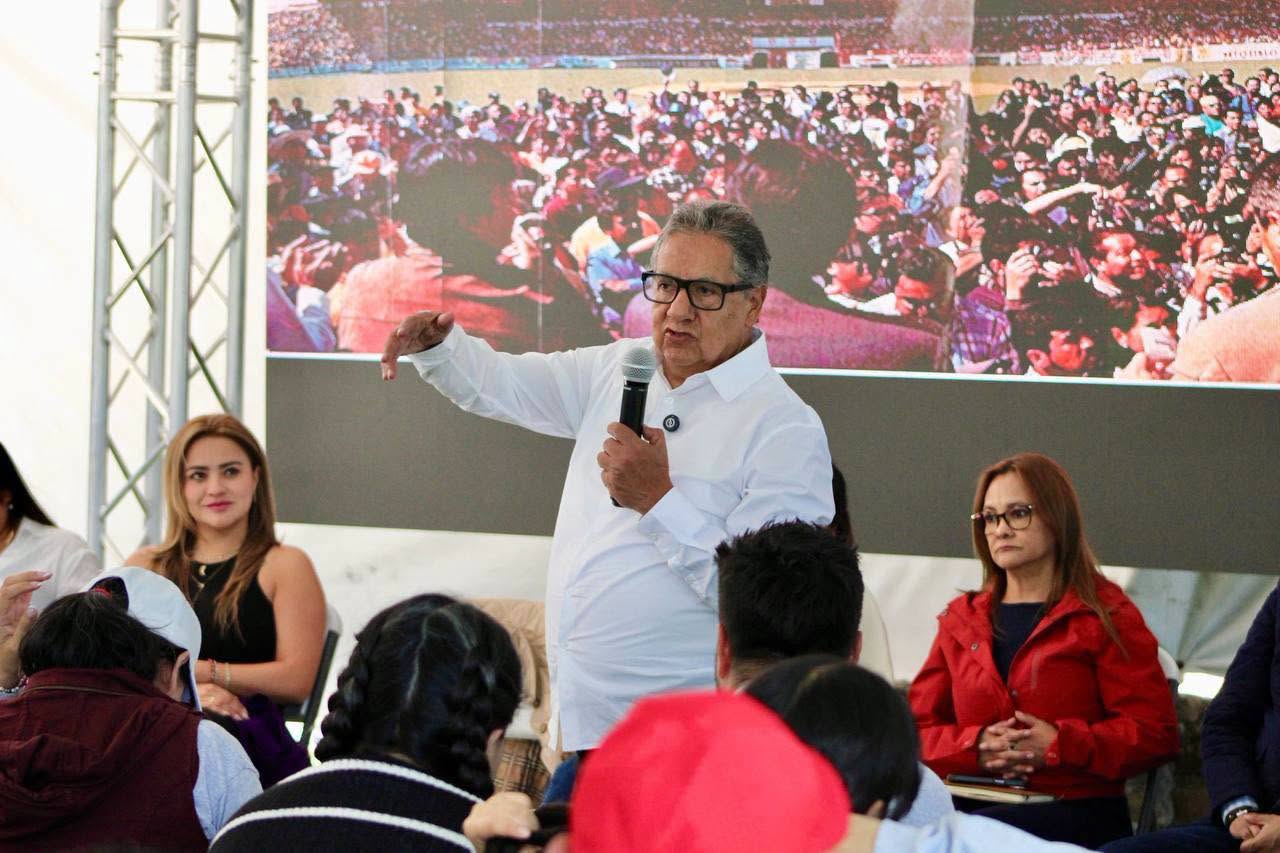 Higinio Martínez perfila su llegada a la presidencia del Senado en 2026