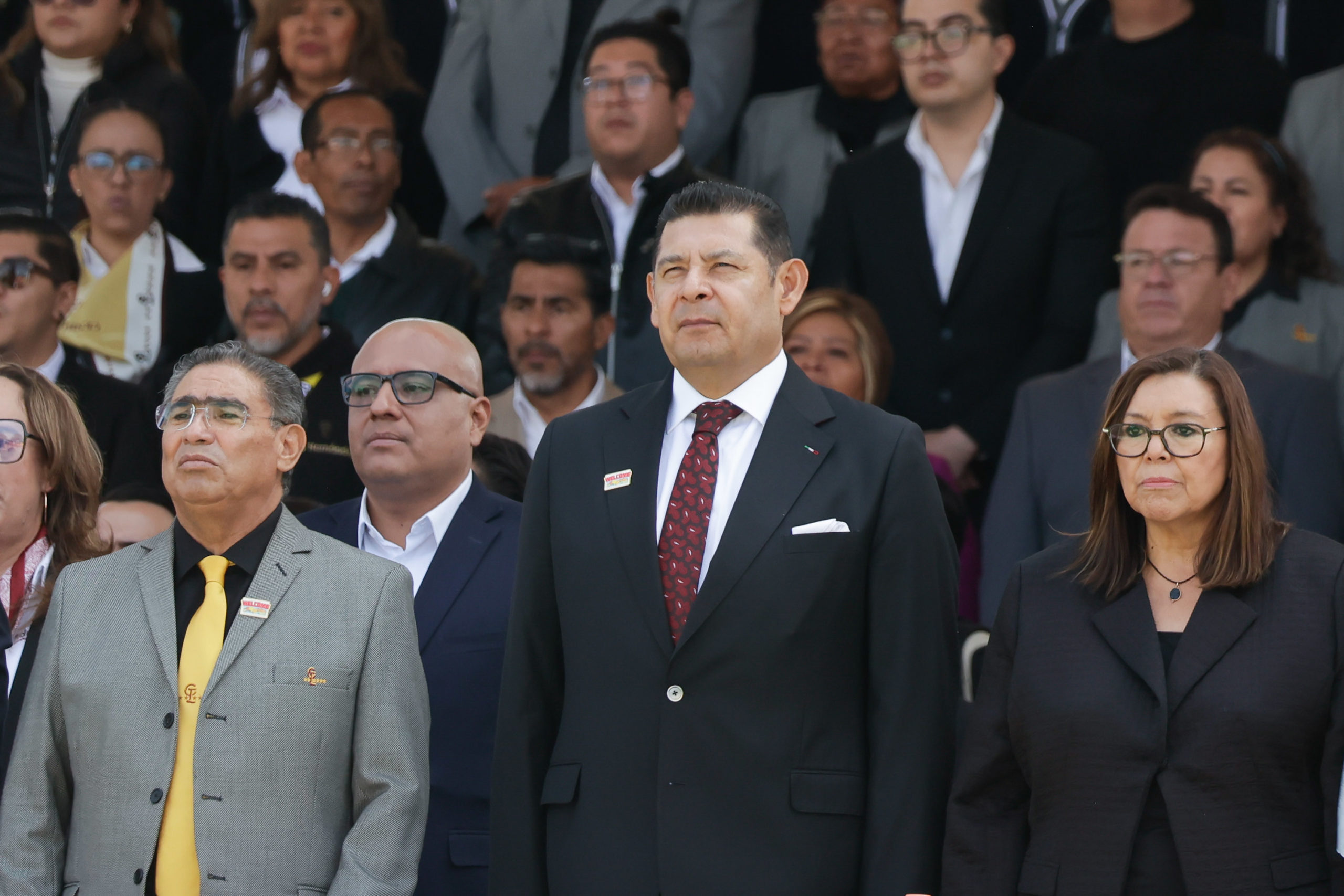 Armenta se reúne con la FGE y los padres de Hugo Alejandro; intensifican rastreo del estudiante de la BUAP