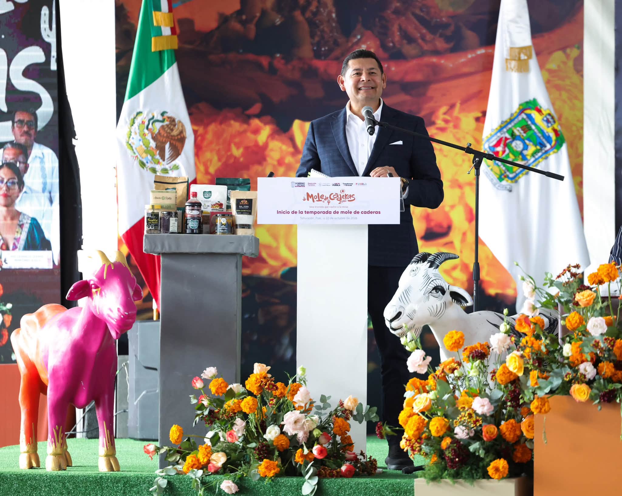 ¿Sabor, tradición e impacto económico? Armenta inaugura la temporada del Mole de Caderas 2026 en Tehuacán con proyección de 100 mdp
