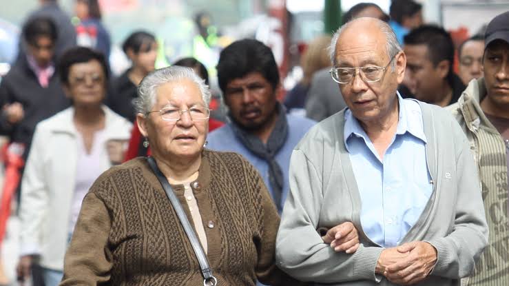 ISSSTE adelanta a hoy el pago de octubre 2026; ¿cuándo depositan la pensión del IMSS?