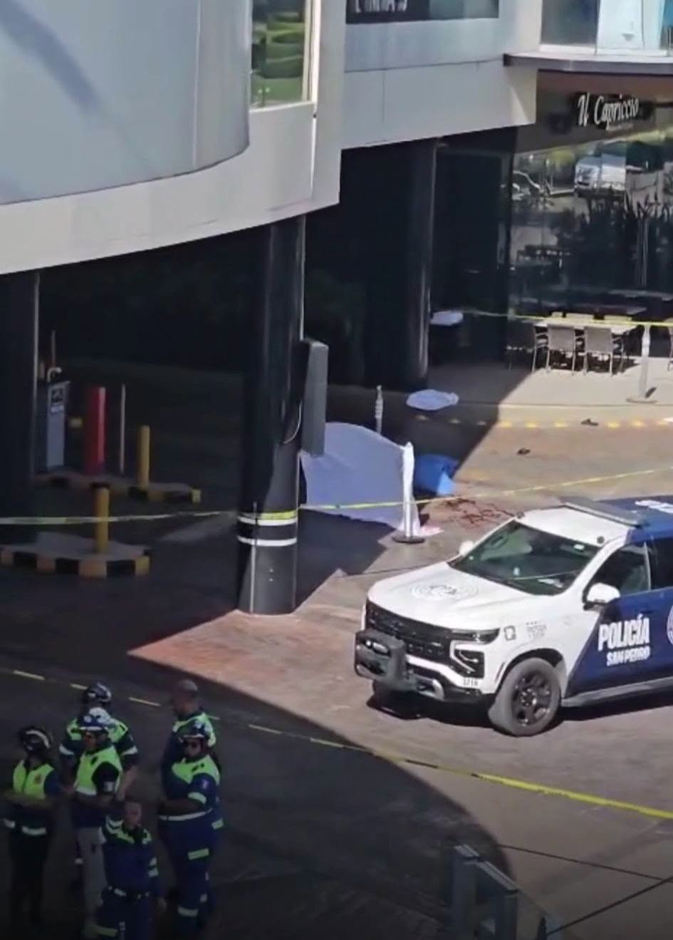 Investigan feminicidio y posterior suicidio tras hallazgo de dos personas sin vida en hotel de San Pedro