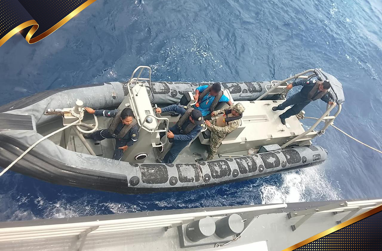 Armada de México rescata a pescador tras ocho días a la deriva frente a Oaxaca