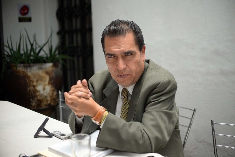 Detienen al juez Enrique Romero Razo tras cateo en Puebla; lo trasladan al penal de Tepexi por caso Karla López Albert