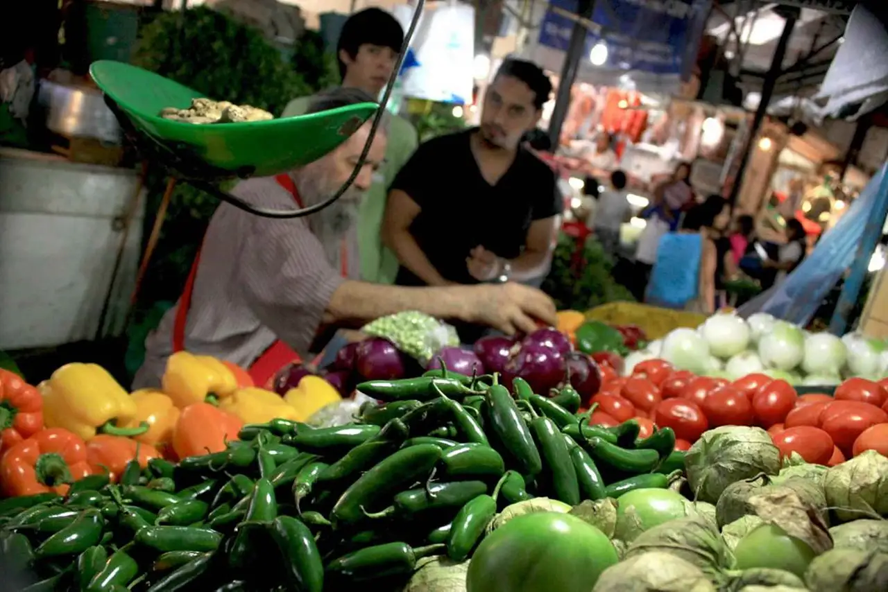 Canasta básica sube 13.34 pesos en México: estos alimentos aumentaron más