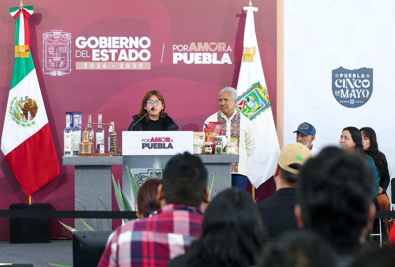 "Nos hicieron arrastrarnos y nos negaron el agua": alumnas hablan sobre las novatadas en la Normal de Teteles