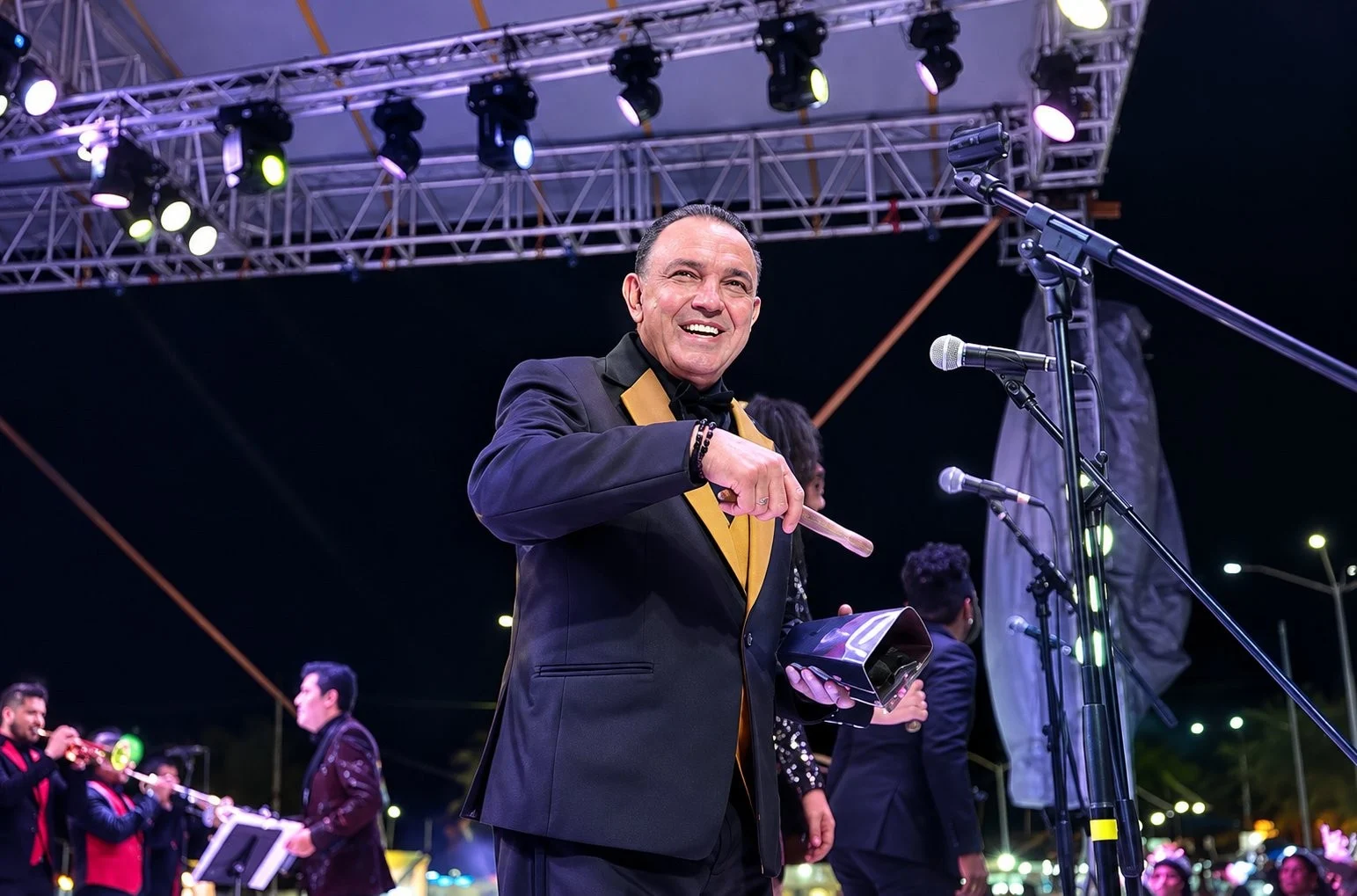 Muere Álvaro Pava, voz de La Sonora Dinamita y cantante de ‘Mil Horas’