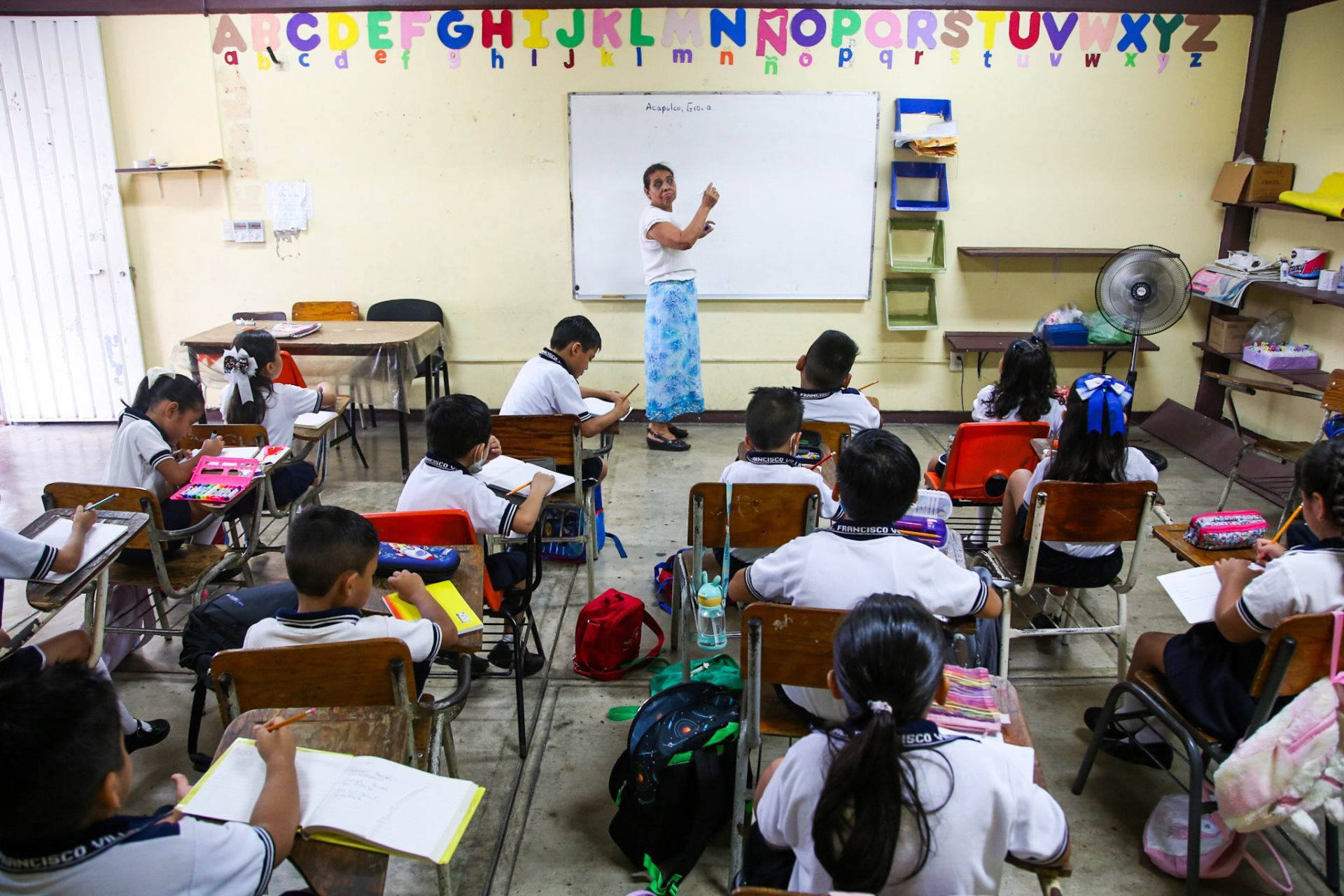 SEP publica calendario escolar 2026-2027: clases inician el 31 de agosto y habrá 185 días lectivos