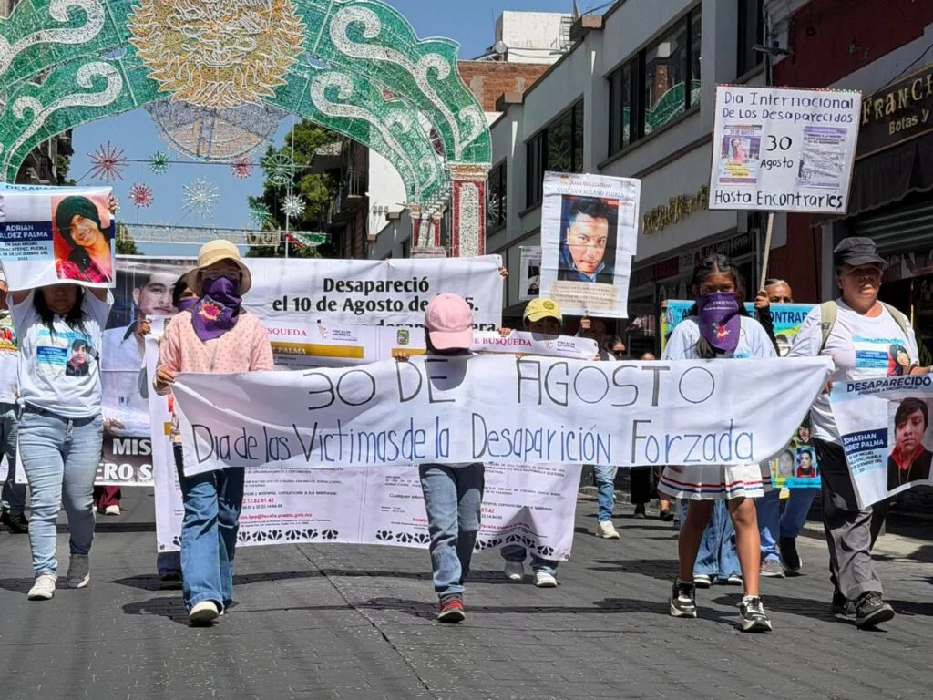 “Sangre de madre buscadora es lo que le falta al gobierno”: Colectivo denuncia inacción ante 3 mil desaparecidos en Puebla