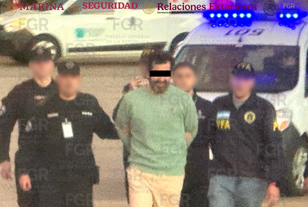 Inicia la FGR el traslado desde Argentina del contraalmirante Fernando "N." por presunto huachicol fiscal