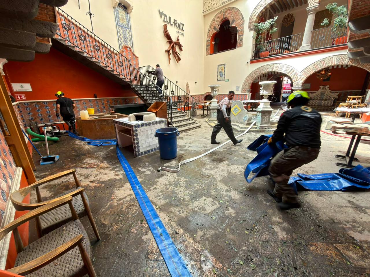 Alejandro Armenta anuncia apoyos para negocios afectados por las lluvias en Puebla
