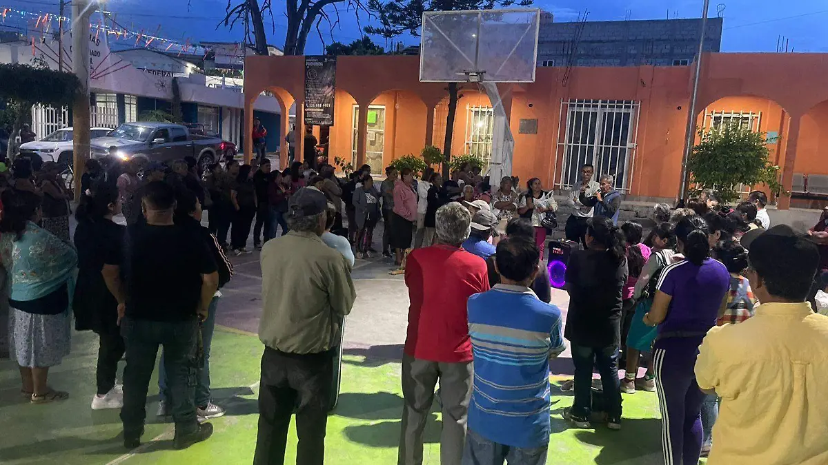 Conflicto por administración de pozo en San Diego Chalma termina en enfrentamiento y moviliza a la policía