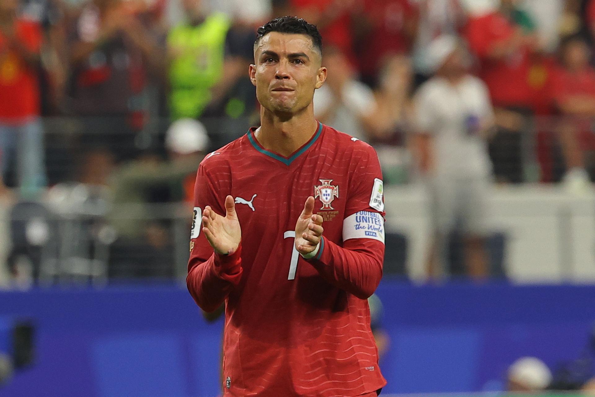 Cristiano Ronaldo es suspendido 30 días y multado por abandonar a Portugal