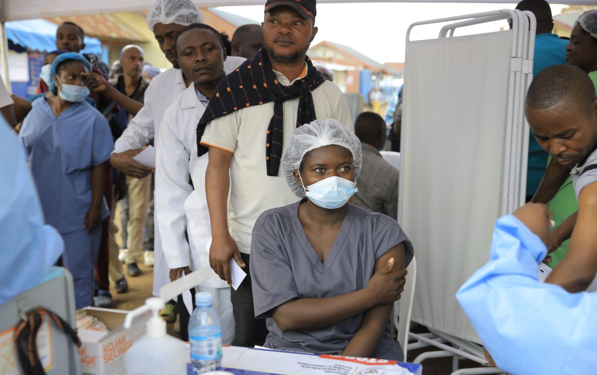 Nigeria confirma primer caso de ébola en Abuya; rastrean a 44 contactos