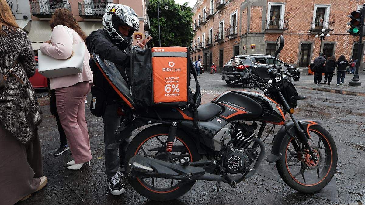Aumentan robos de motocicletas en Puebla: repartidores denuncian mayor riesgo en juntas auxiliares