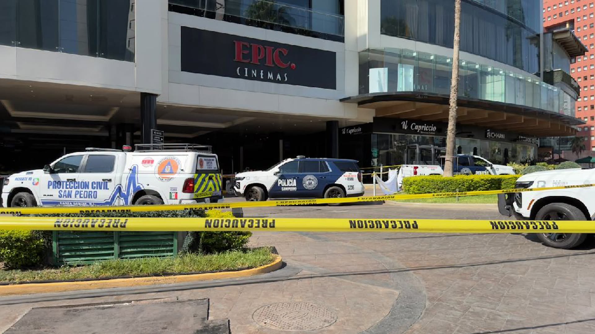 Revelan autopsia de la pareja hallada en hotel de San Pedro: investigan feminicidio y suicidio