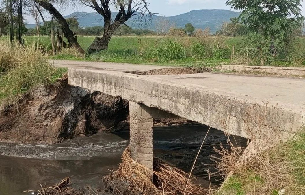 Localizan sin vida a un recién nacido debajo de un puente en Ahuatla, Coyomeapan