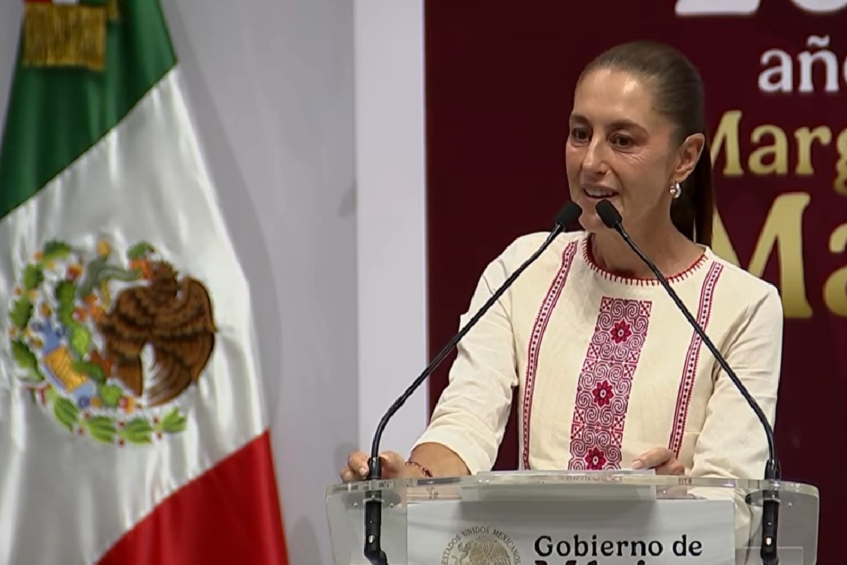 Sheinbaum defiende reforma contra doble nacionalidad: “Ningún presidente puede tener dos banderas”