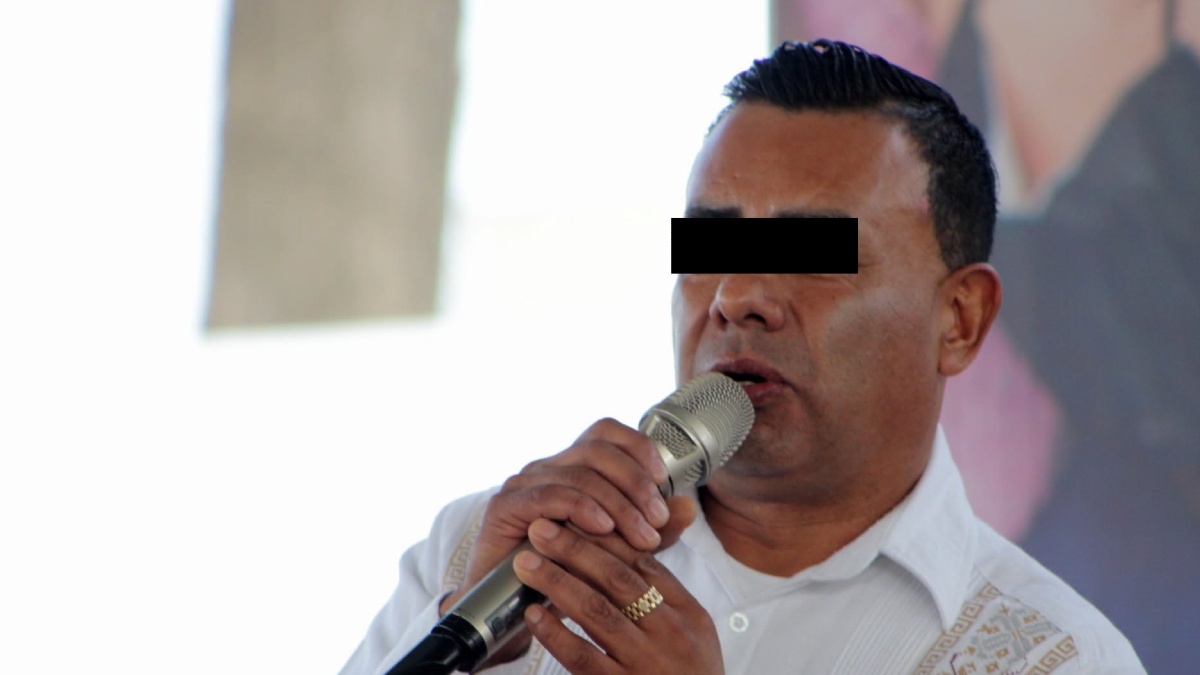 Vinculan a proceso y dejan en prisión al alcalde de Esperanza, Puebla, y a 8 integrantes de su red delictiva