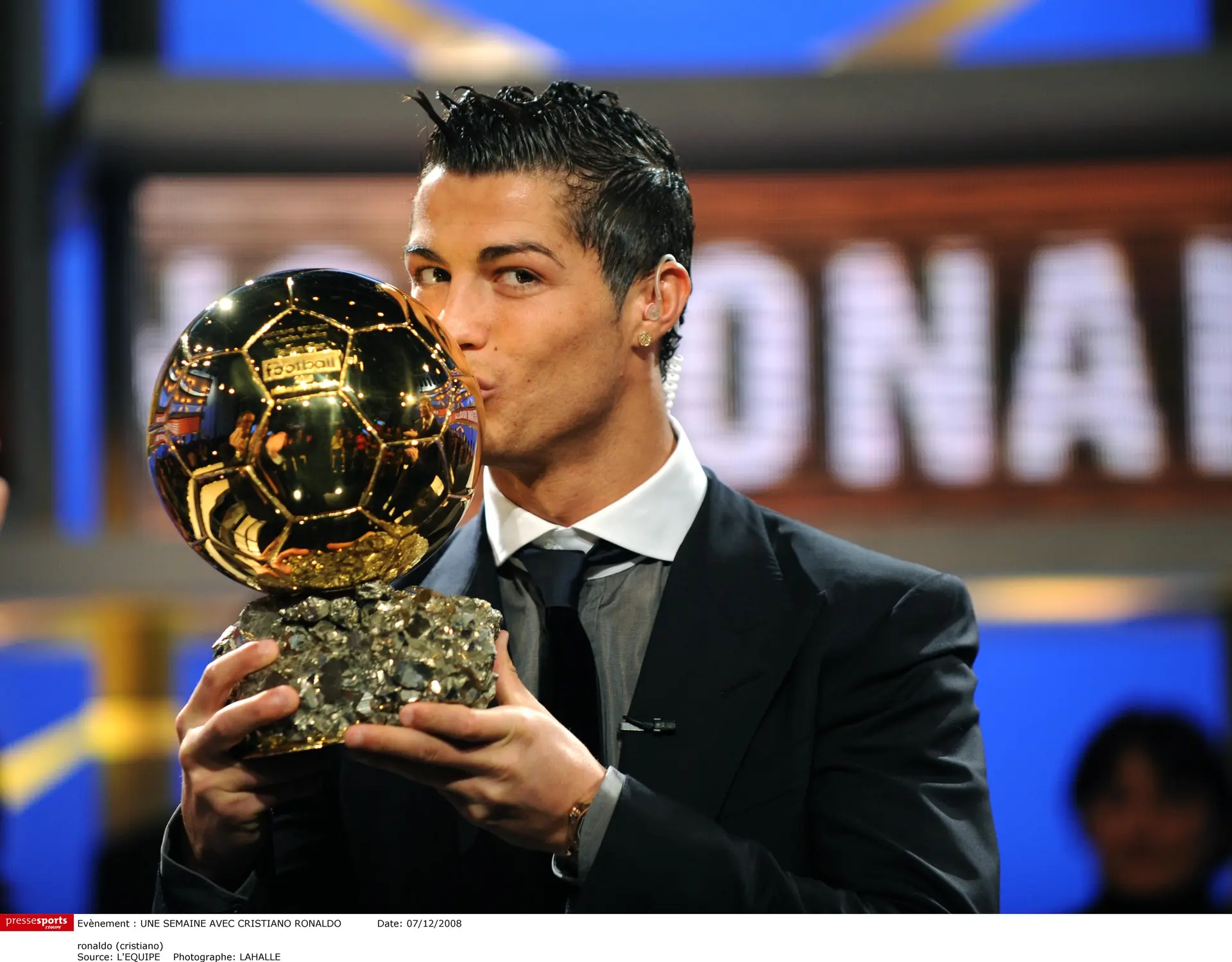 Cristiano Ronaldo gana el BOAT: su Balón de Oro de 2008 es elegido el mejor de la historia