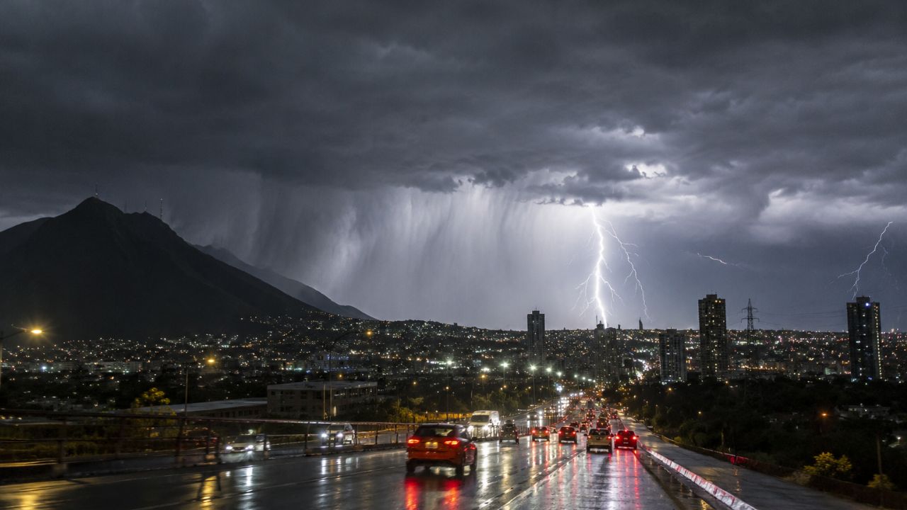 Alerta en Monterrey: prevén tormentas severas, granizo y rachas de viento de hasta 100 km/h este sábado