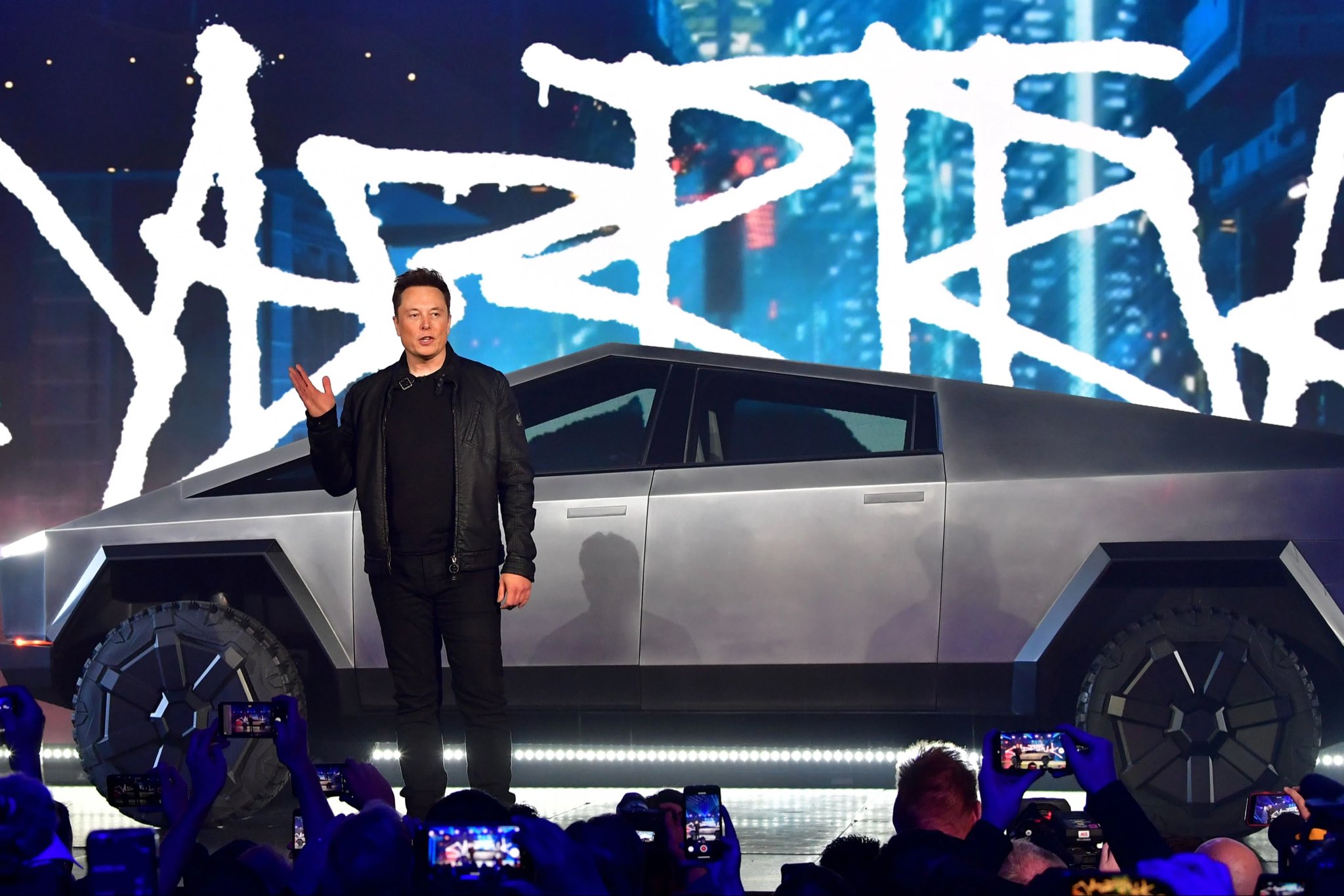 Frena Musk planta de Tesla en Nuevo León