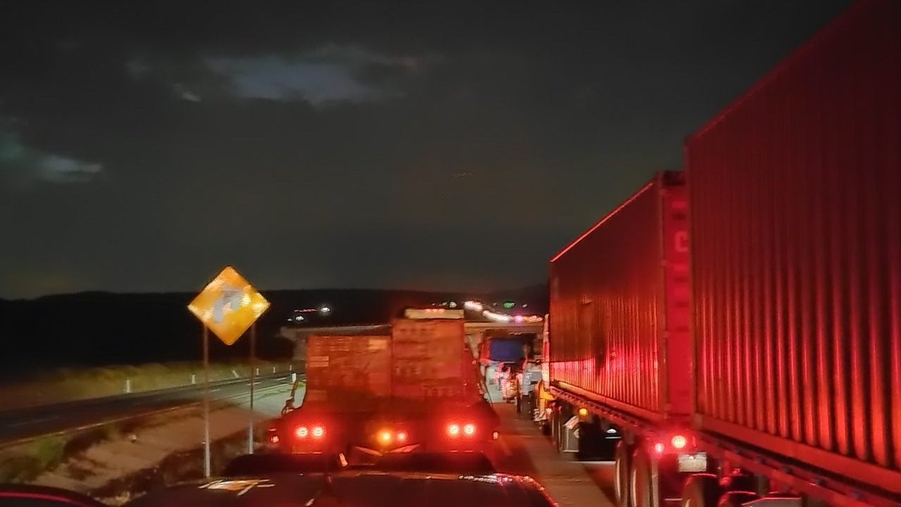 Arco Norte cumple 24 horas de bloqueo