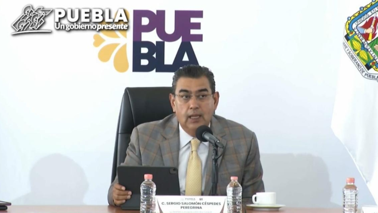 Sergio Salomón pide pagar lo justo a policías de Izúcar