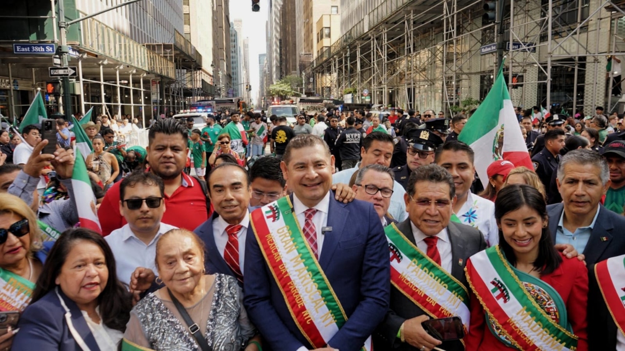 Preside Armenta el Mexican Day Parade, en NY