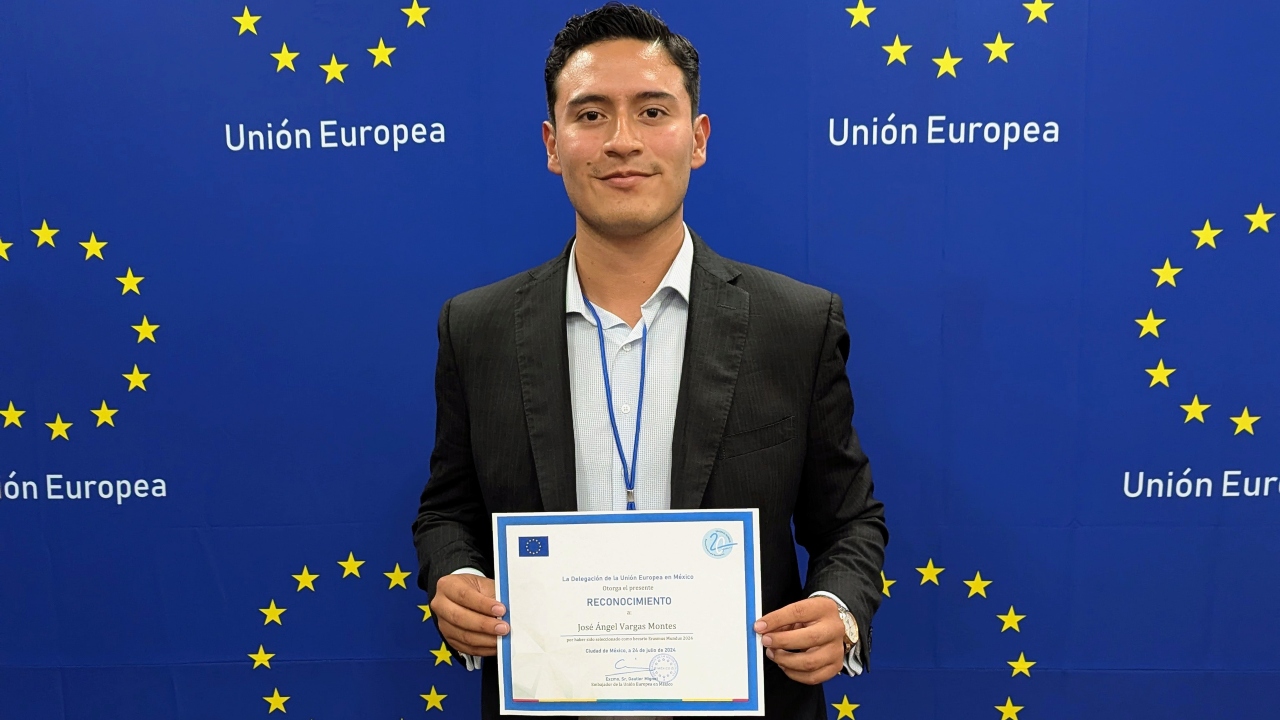 Gana egresado BUAP beca para estudiar en la UE