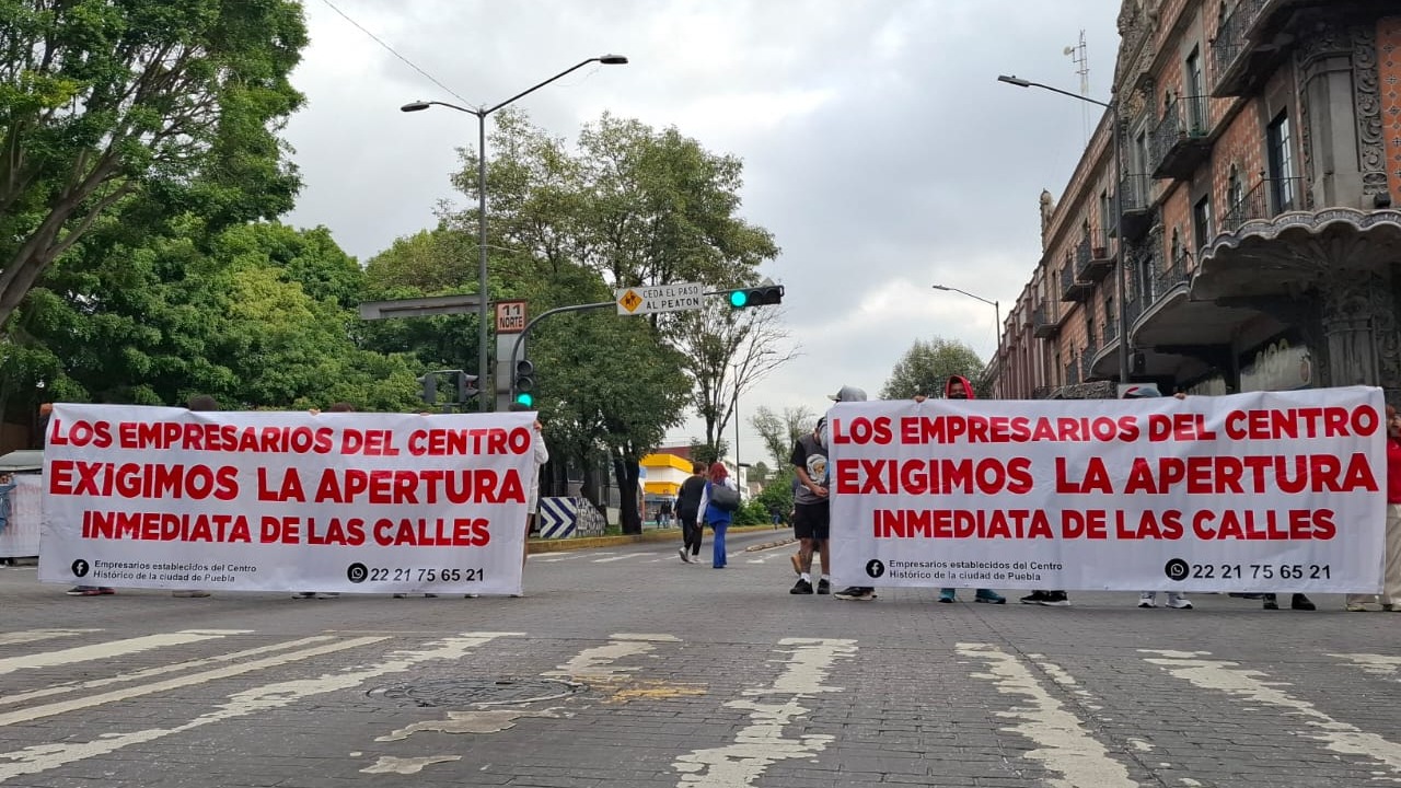 Empresarios del centro cierran 11 norte-sur y Reforma