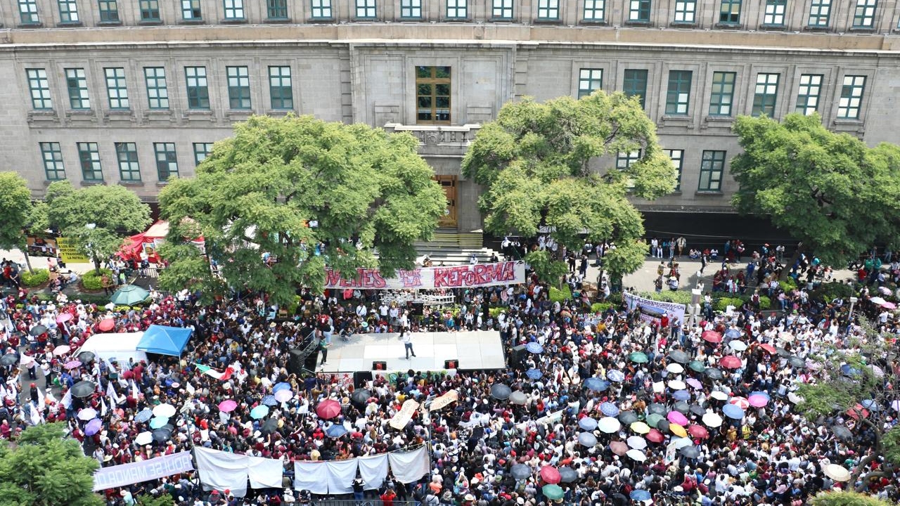 Clausuran la SCJN en apoyo a Reforma Judicial
