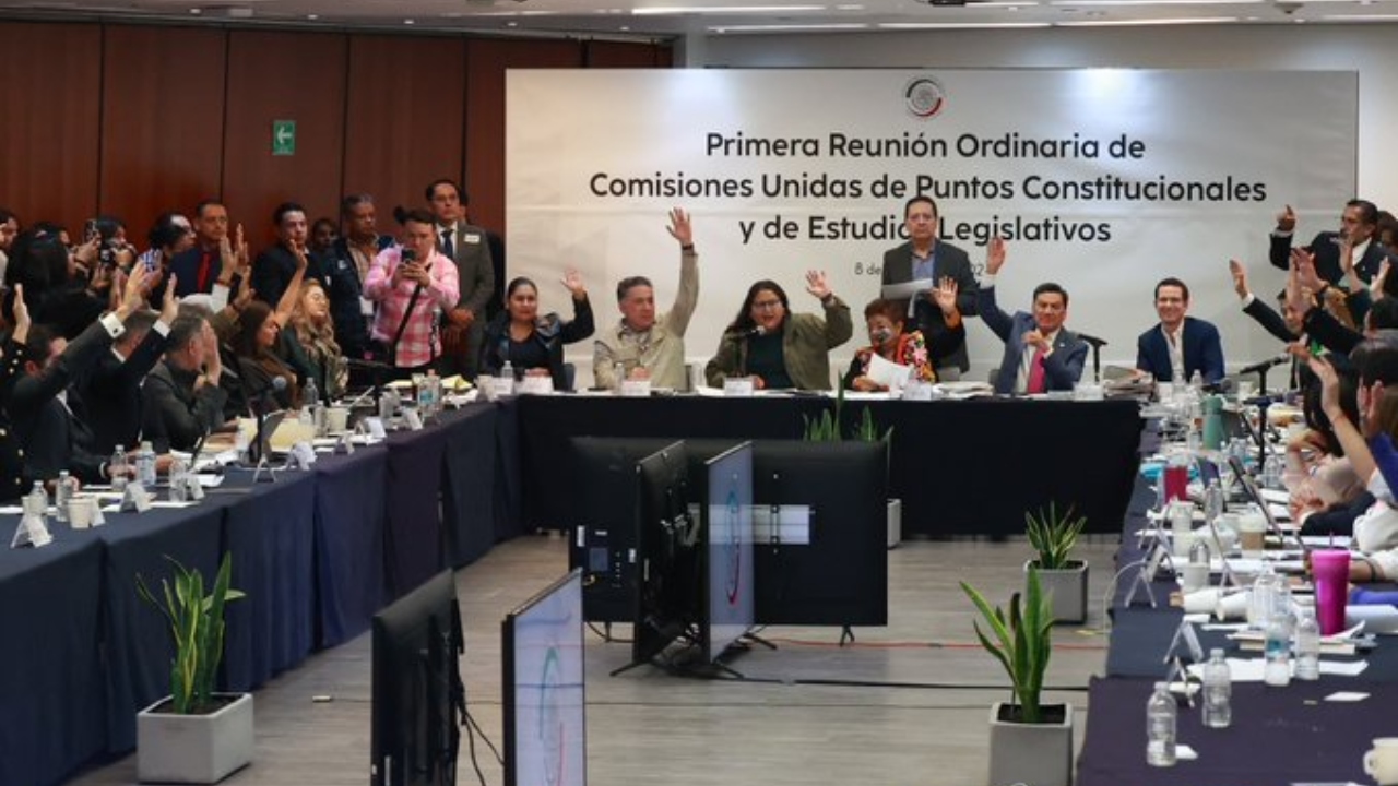 Aprueban en comisiones la Reforma Judicial