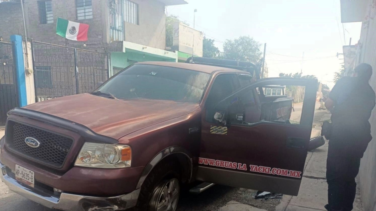 Propietario de grúas sobrevive a ataque armado en Tilapa