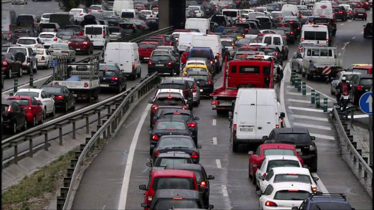 Vuelca tractocamión en la México-Puebla; provoca cierre por 6 horas
