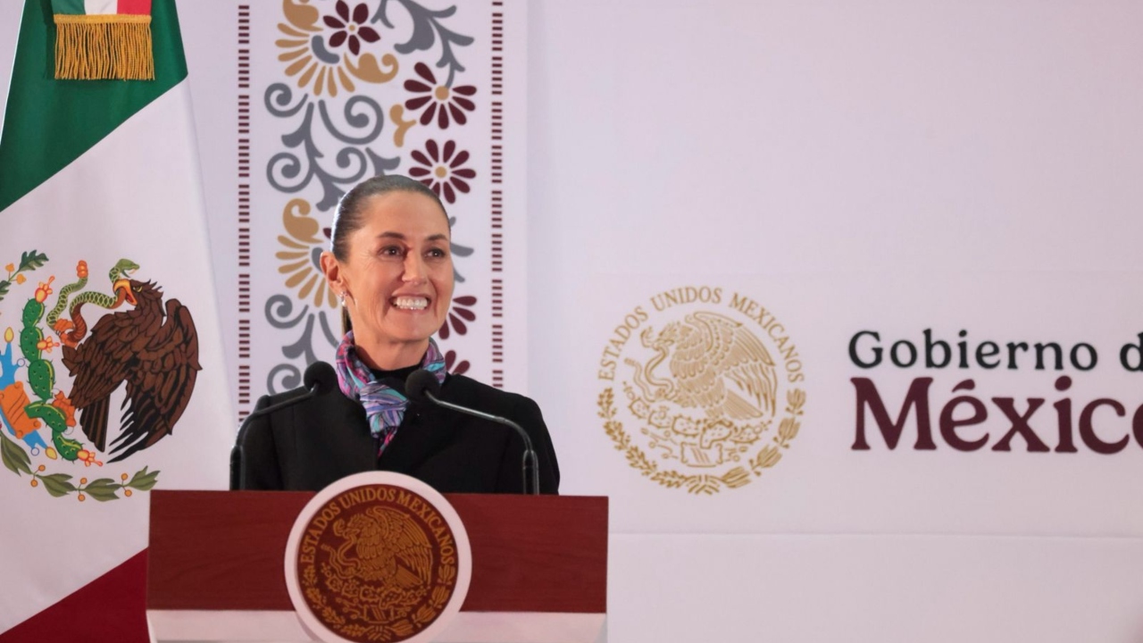  Claudia Sheinbaum conmemora 200 años de la República